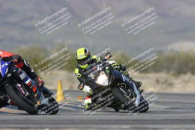 media/Jan-15-2026-Racers Edge (Thu) [[dfebeb70ab]]/2-A Group/Session 5 (Turn 5)/